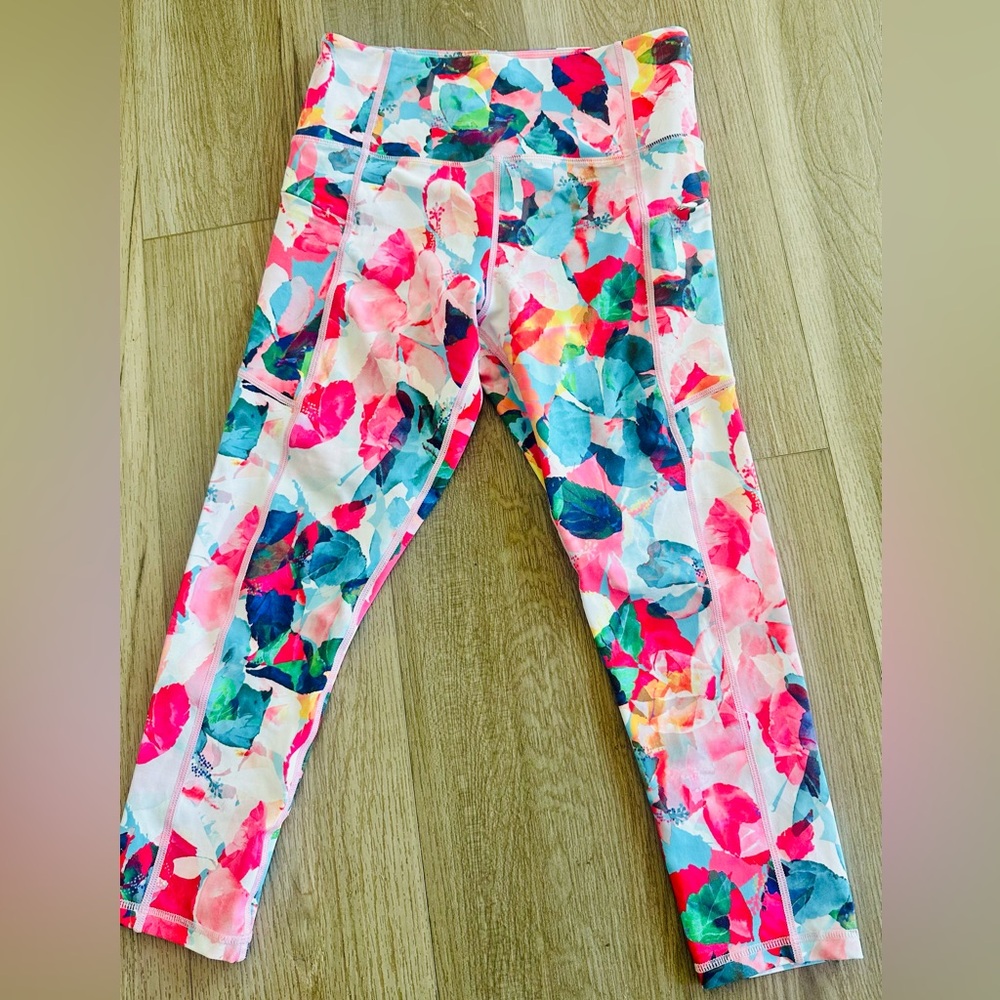 ZYIA leggings, fun and colorful!
